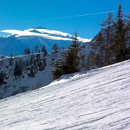 Les Rochers 42 Lits *