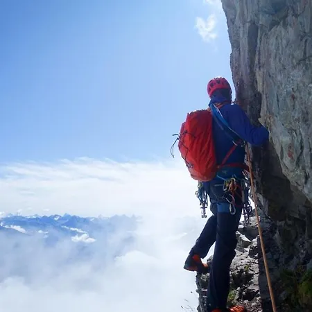 Les Rochers 42 Lits