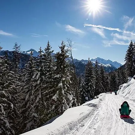 住宿加早餐酒店 Les Rochers 42 Lits